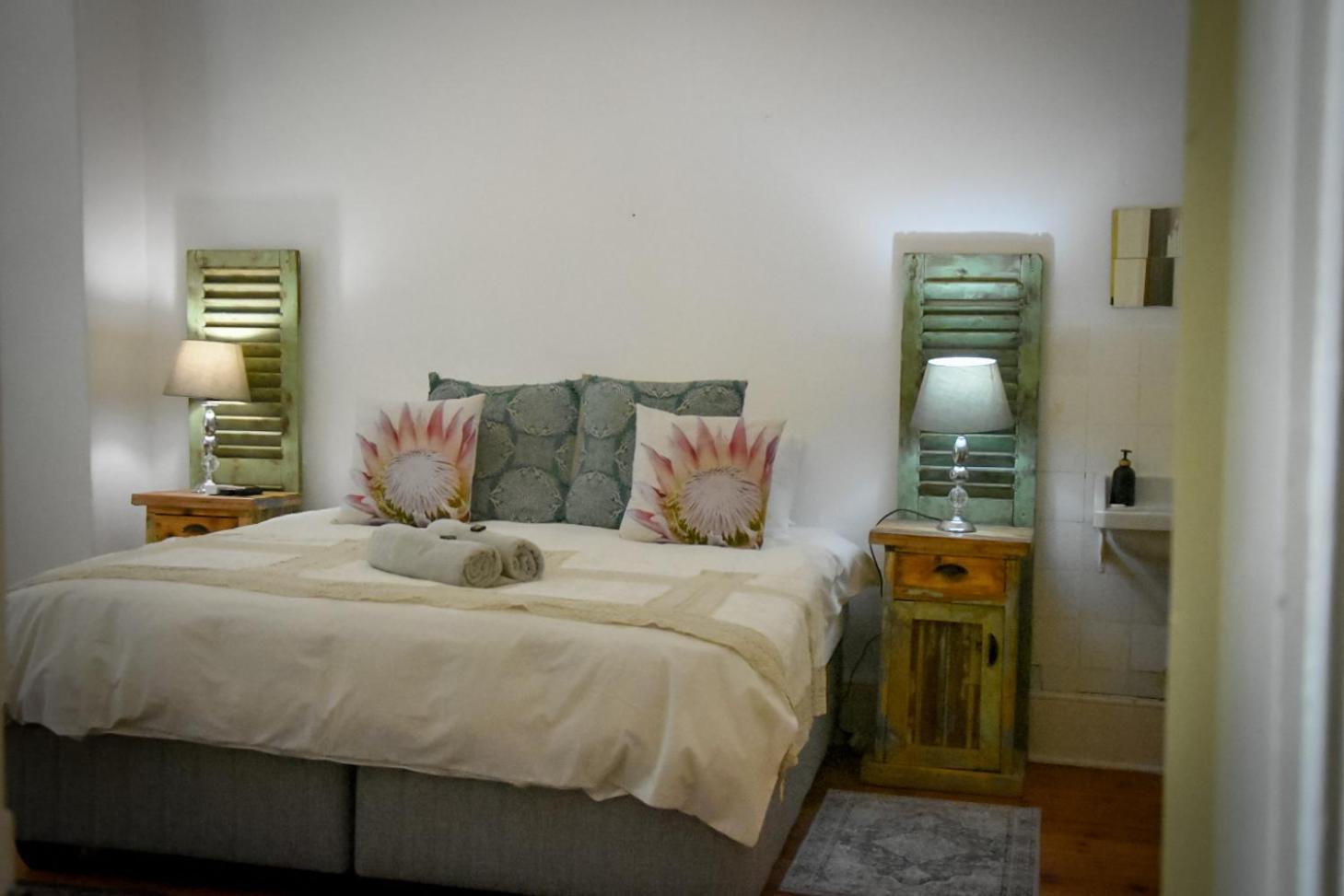 Little Lamb Apartment Beaufort West Exterior photo
